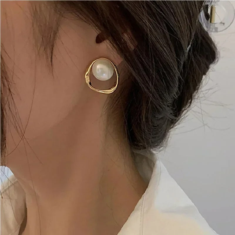 Gold-Plated Pearl Round Stud Earrings