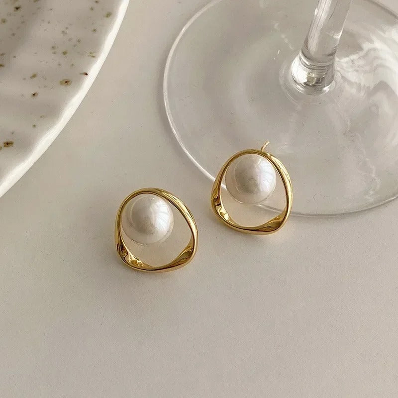 Gold-Plated Pearl Round Stud Earrings