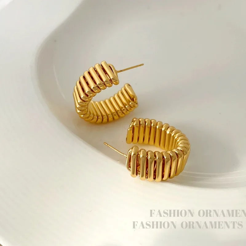 Luxe Elegance - 925 Silver Gold-Plated Hoop Earrings